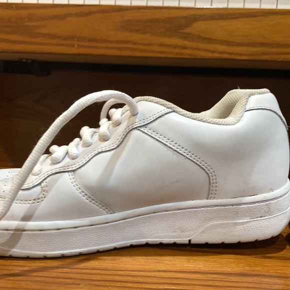 White Heelys - Picture 7 of 10